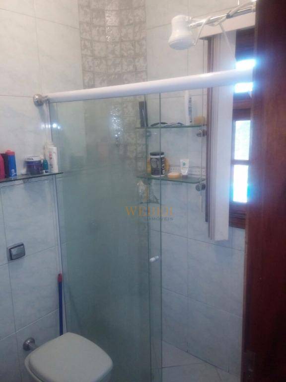 Casa de Condomínio à venda com 3 quartos, 200m² - Foto 14