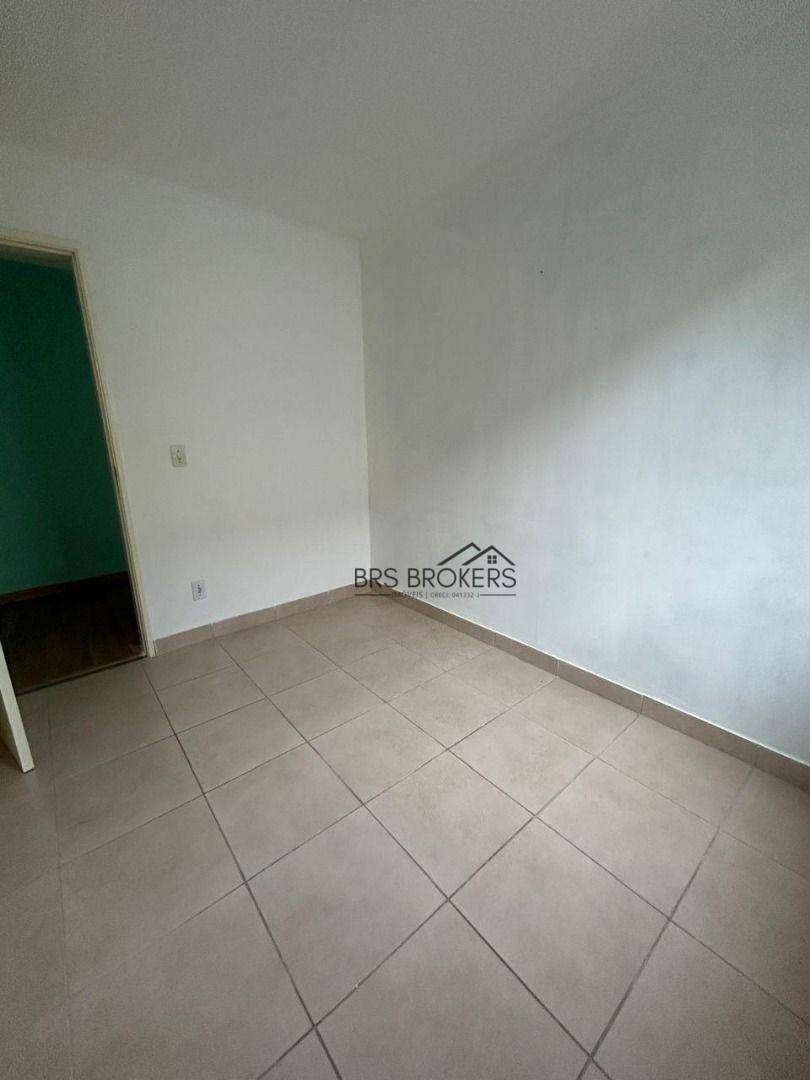 Apartamento à venda com 2 quartos, 45m² - Foto 16