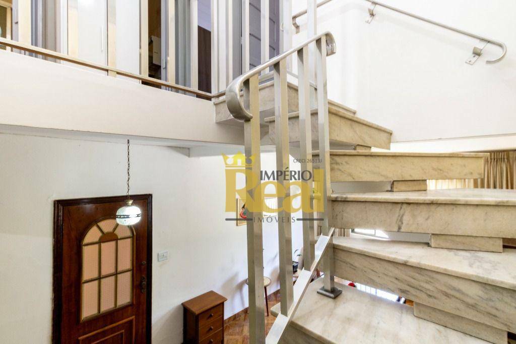 Casa à venda com 4 quartos, 178m² - Foto 12