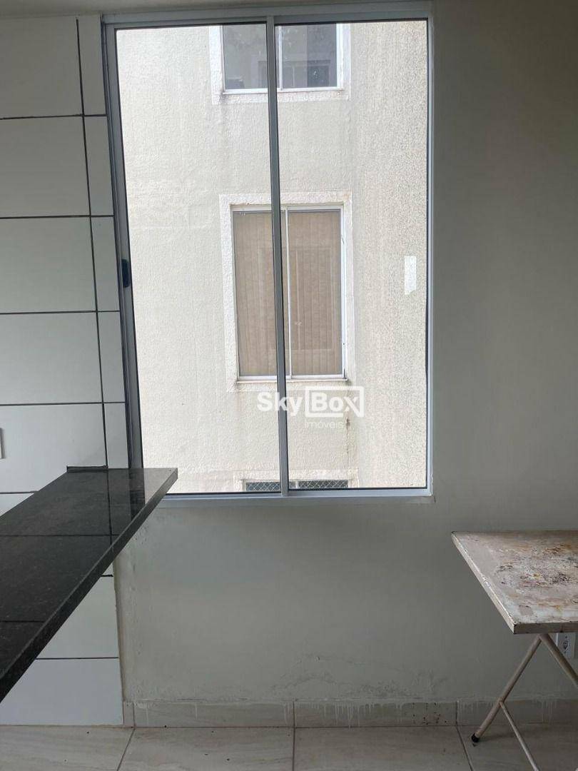 Apartamento à venda com 2 quartos, 47m² - Foto 4