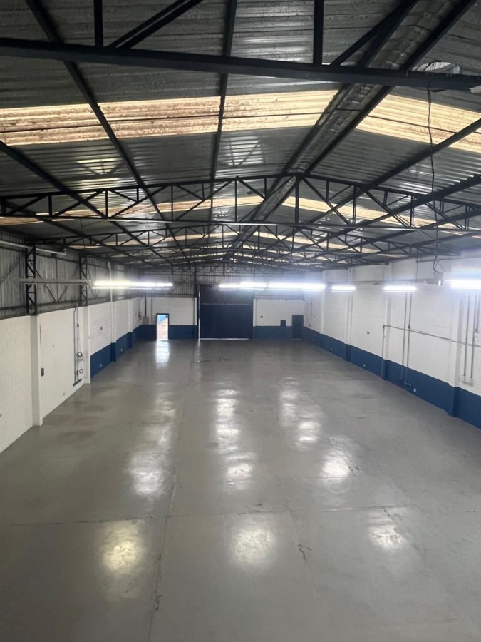 Depósito-Galpão-Armazém para alugar, 1000m² - Foto 22