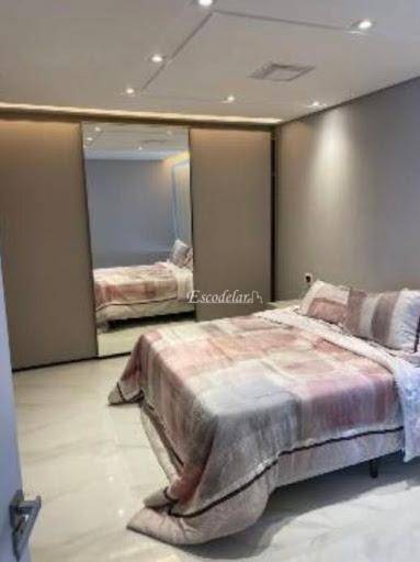 Apartamento à venda com 2 quartos, 70m² - Foto 4