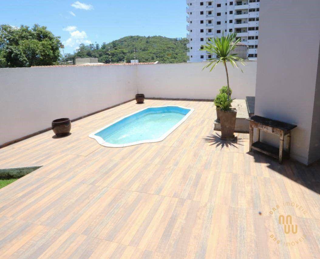 Casa à venda com 3 quartos, 380m² - Foto 24