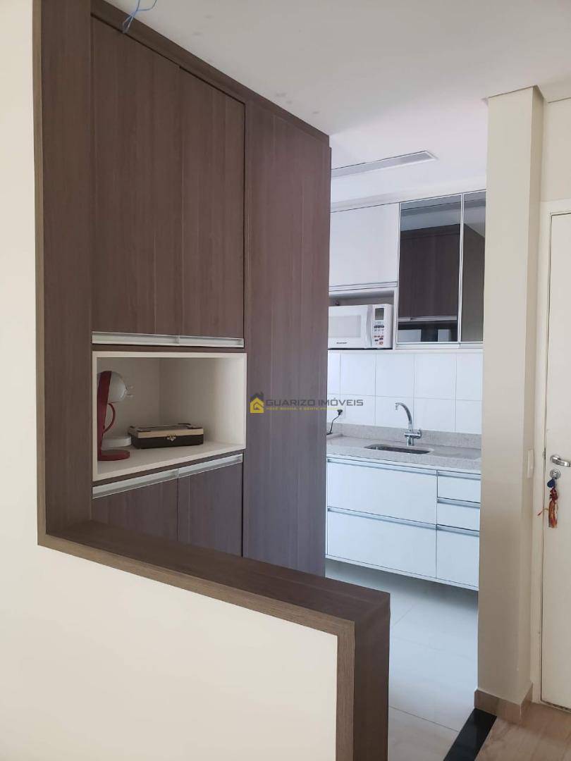 Apartamento à venda com 2 quartos, 64m² - Foto 3