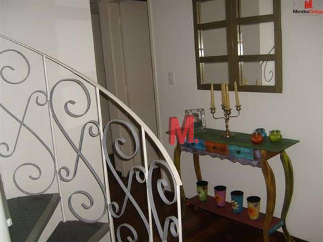 Apartamento à venda com 3 quartos, 128m² - Foto 26