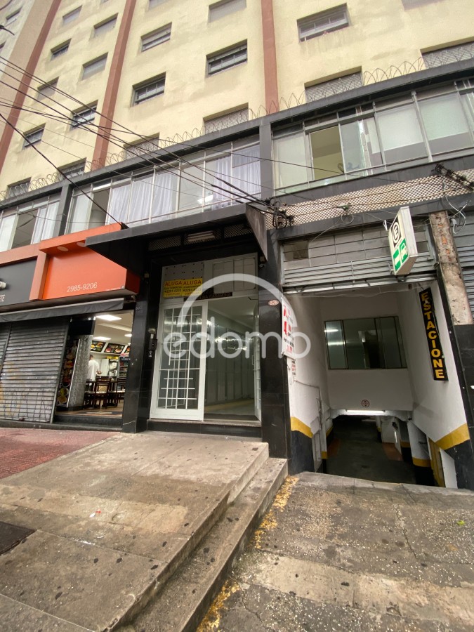 Apartamento para alugar com 1 quarto, 65m² - Foto 14