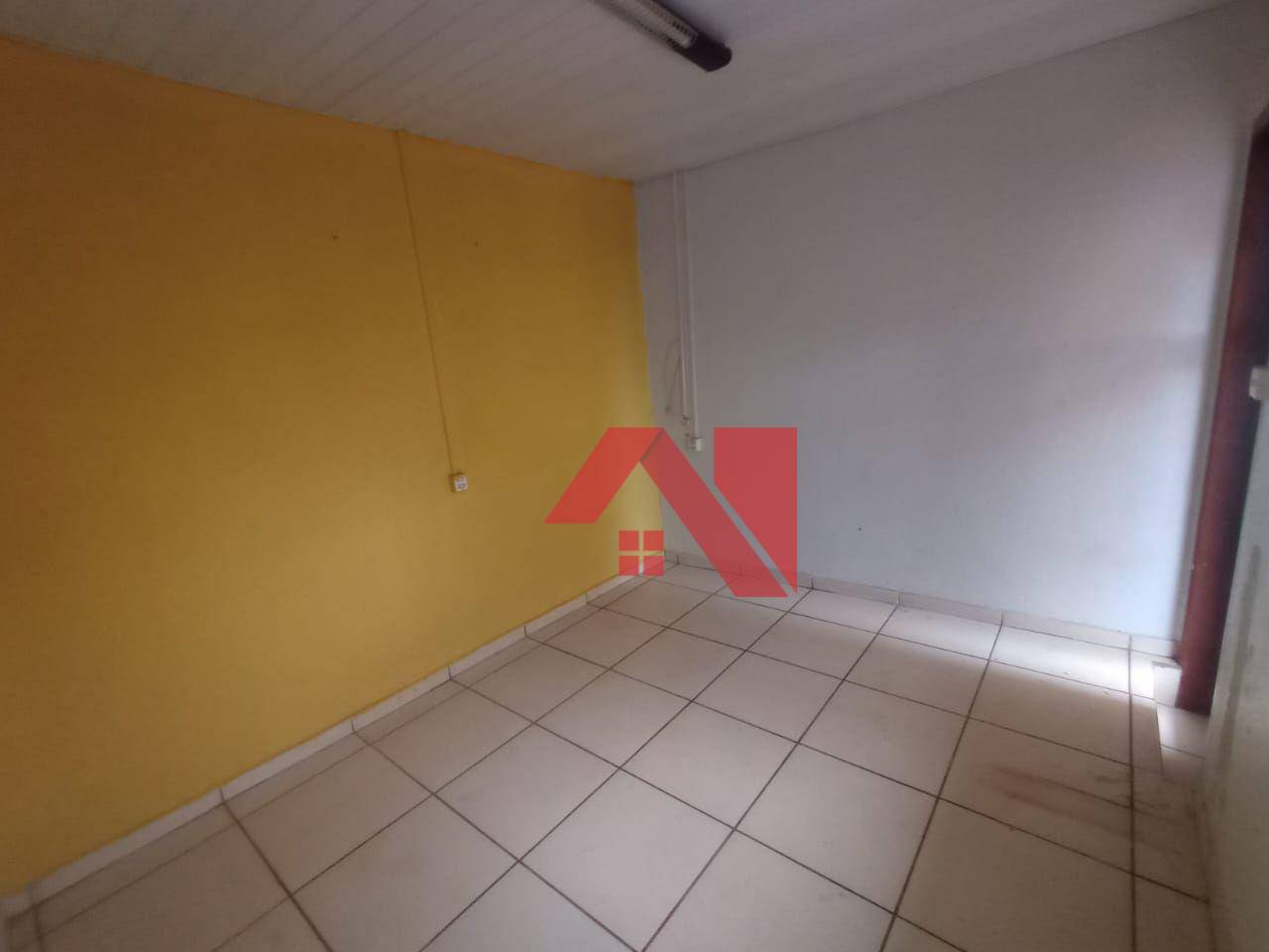 Casa para alugar com 2 quartos, 120m² - Foto 6