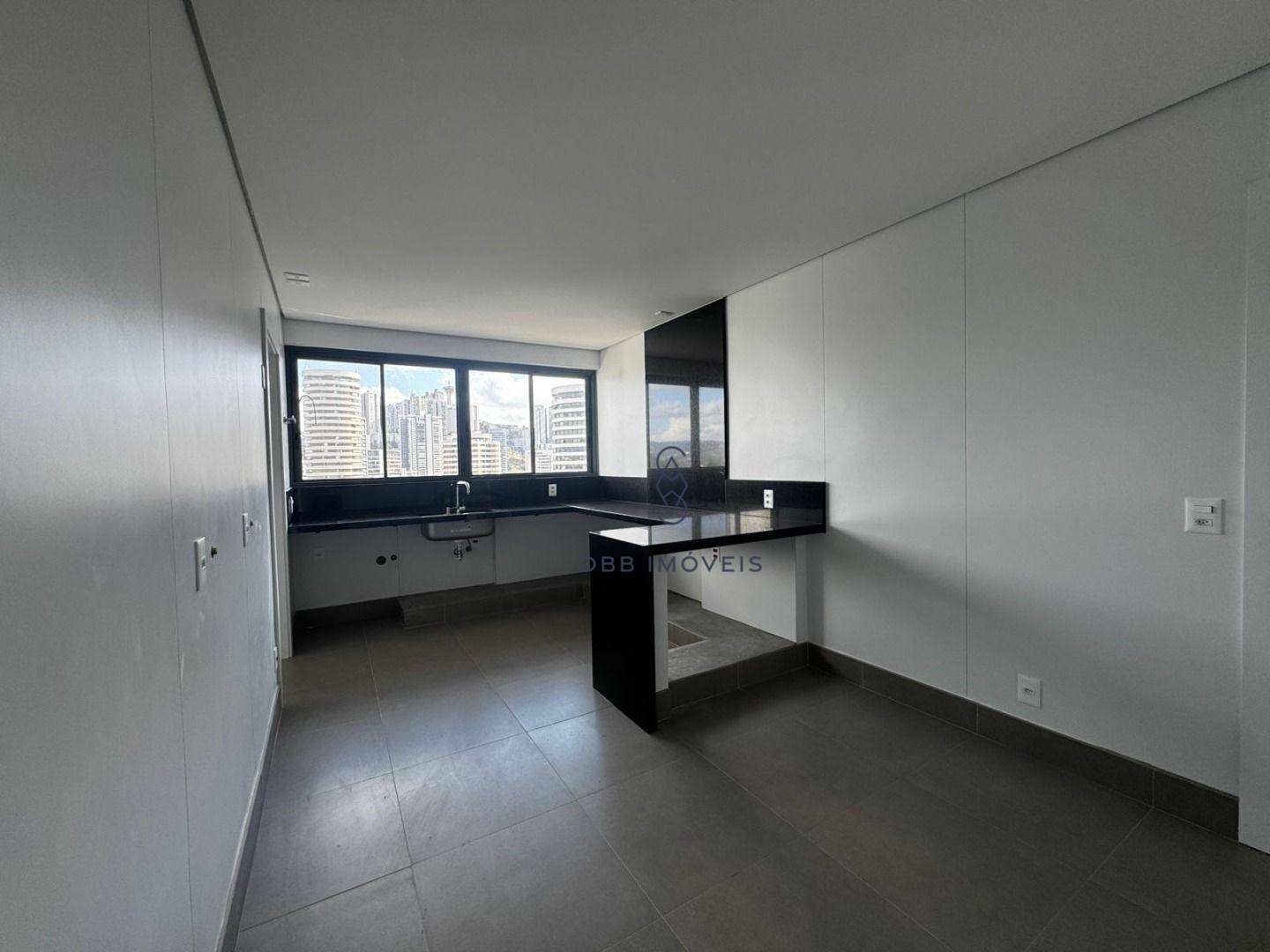 Apartamento à venda com 4 quartos, 192m² - Foto 7