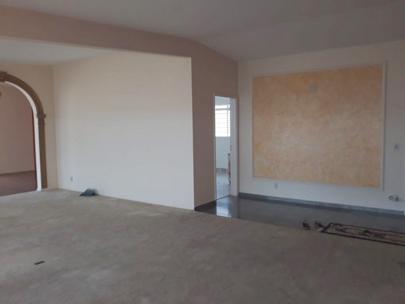 Casa para alugar com 3 quartos, 350m² - Foto 14
