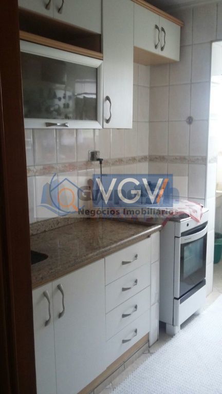 Apartamento à venda com 2 quartos, 62m² - Foto 10