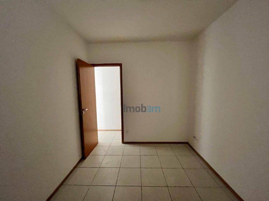 Apartamento à venda com 3 quartos, 71m² - Foto 18