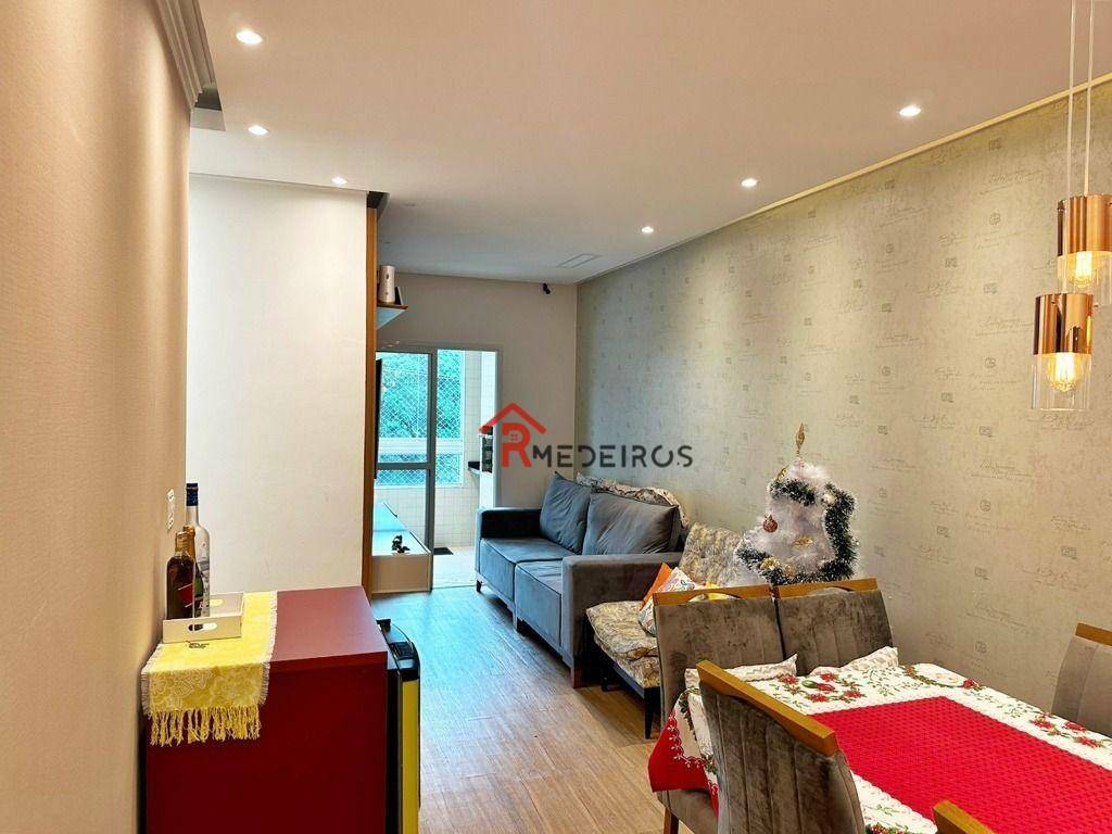 Apartamento à venda com 2 quartos, 77m² - Foto 2