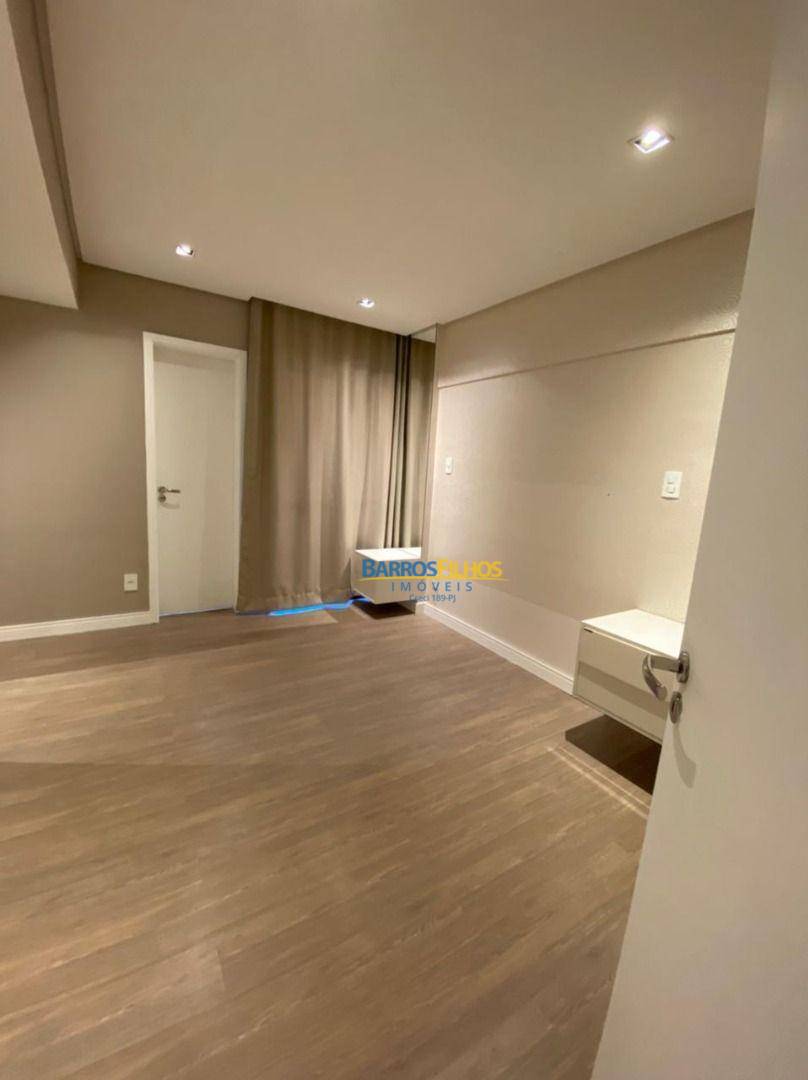 Apartamento para alugar com 2 quartos, 100m² - Foto 8