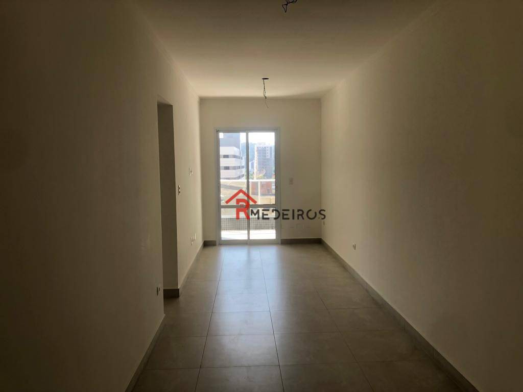 Apartamento à venda com 2 quartos, 68m² - Foto 2