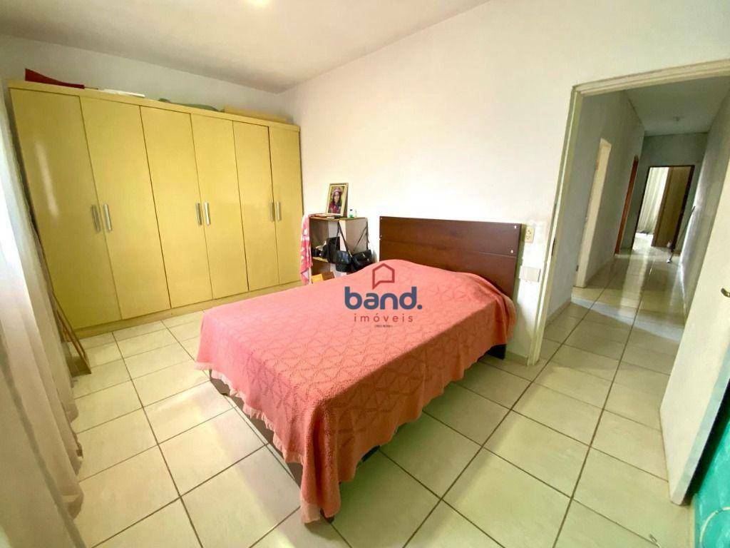 Casa à venda com 3 quartos, 193m² - Foto 22