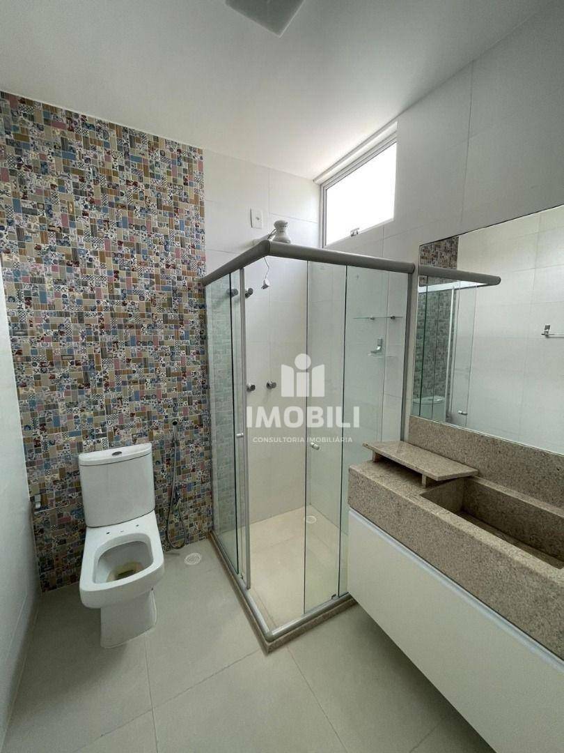 Casa de Condomínio à venda com 5 quartos, 347m² - Foto 5