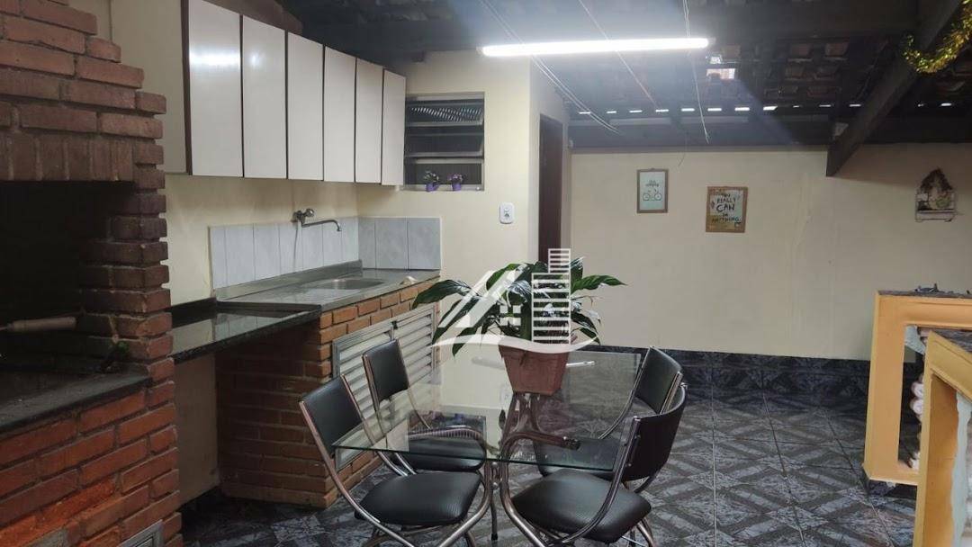 Sobrado à venda com 3 quartos, 290m² - Foto 15