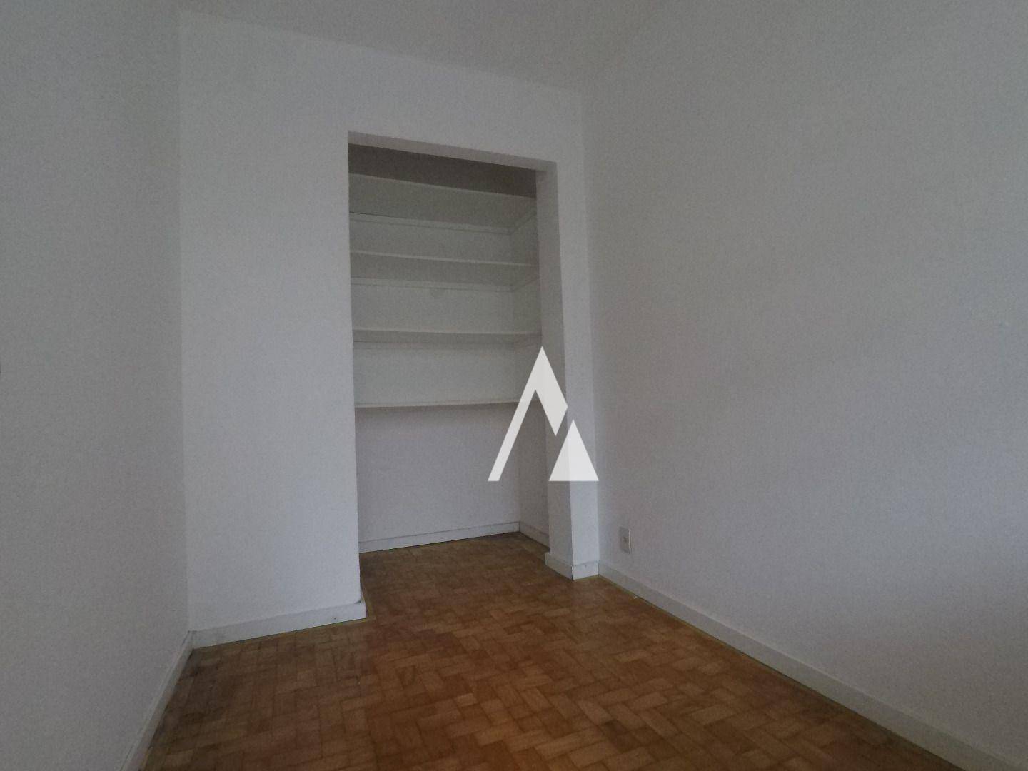 Apartamento à venda com 3 quartos, 123m² - Foto 23