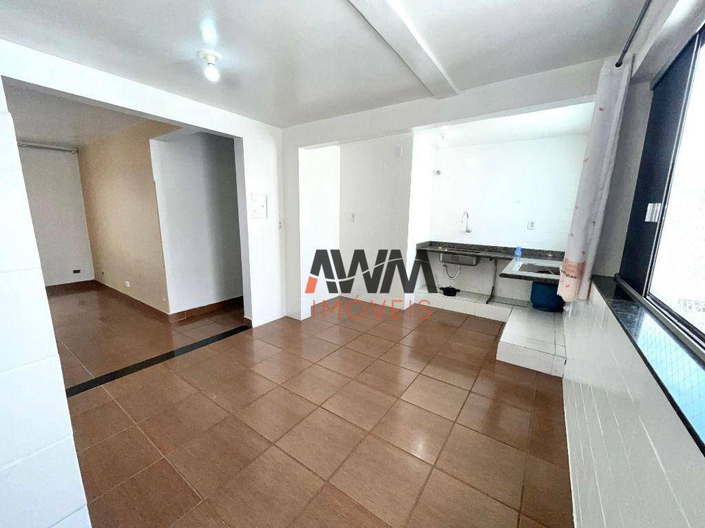 Apartamento à venda com 3 quartos, 90m² - Foto 1