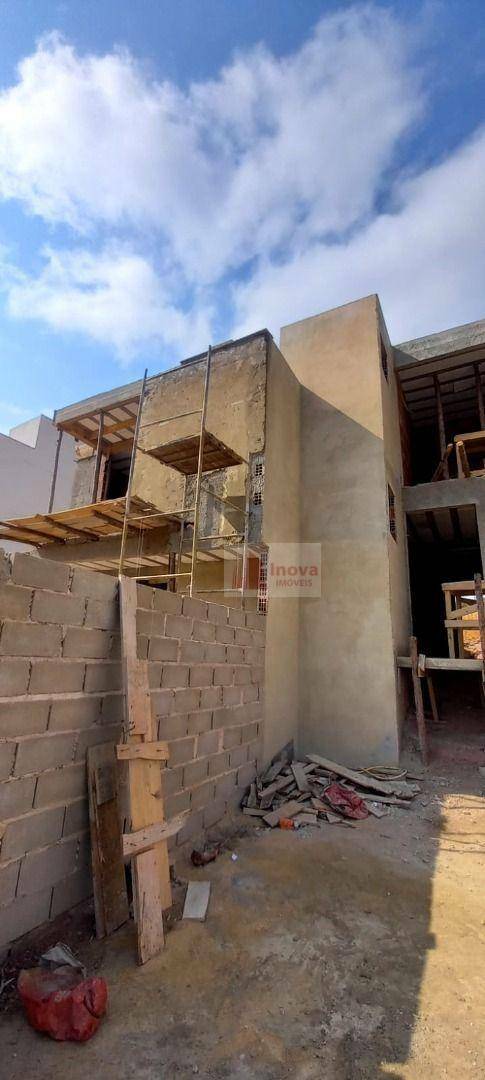 Casa à venda com 3 quartos, 150m² - Foto 7