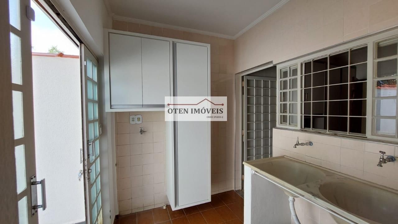 Casa à venda com 3 quartos, 220m² - Foto 10