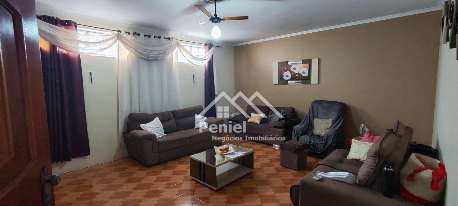 Sobrado à venda com 5 quartos, 250m² - Foto 1