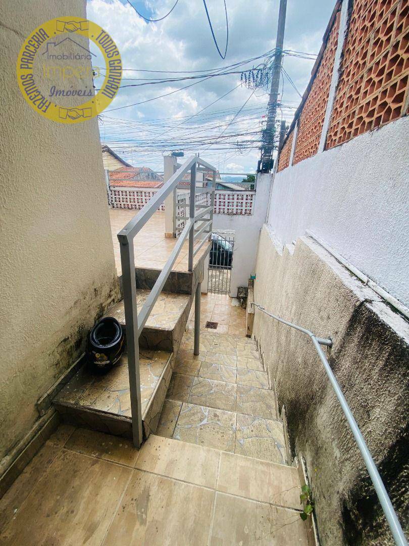 Casa à venda com 3 quartos, 69m² - Foto 5