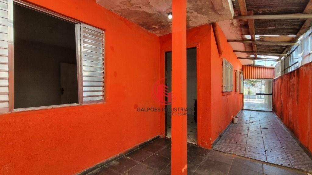 Casa para alugar com 2 quartos, 158m² - Foto 32