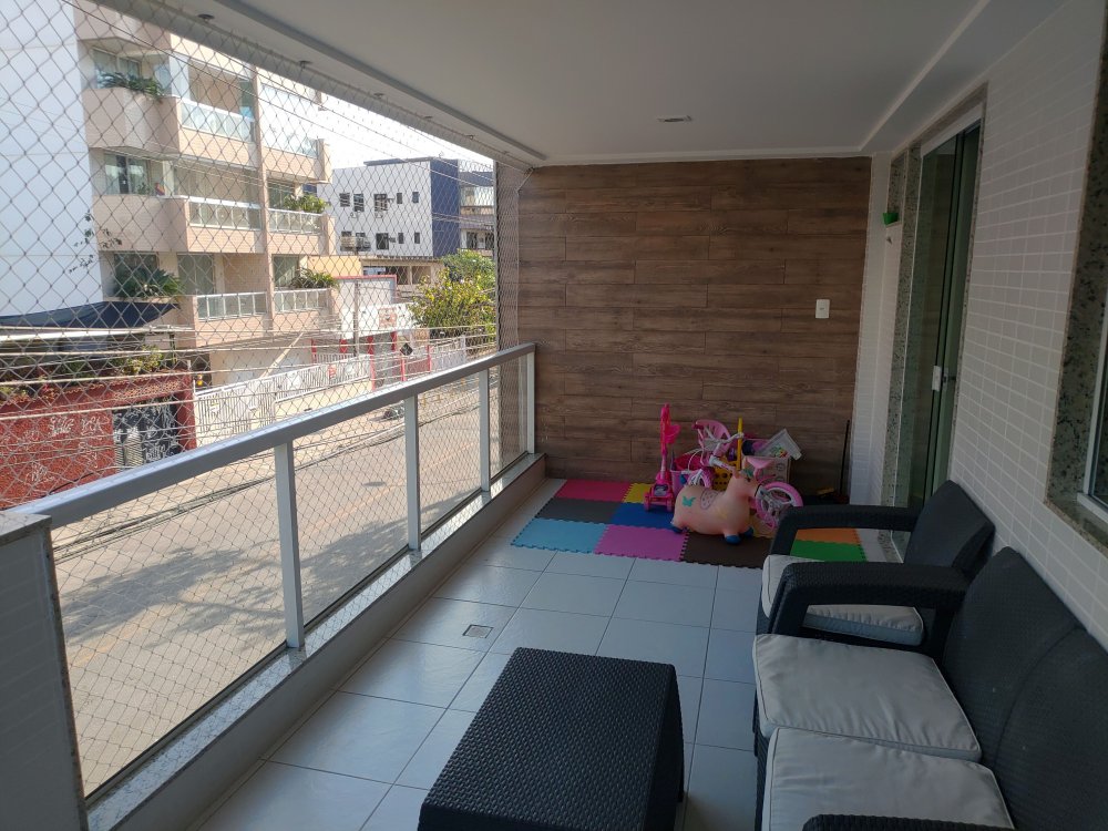 Apartamento à venda com 2 quartos, 70m² - Foto 1