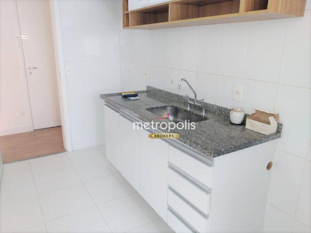 Apartamento para alugar com 2 quartos, 68m² - Foto 11