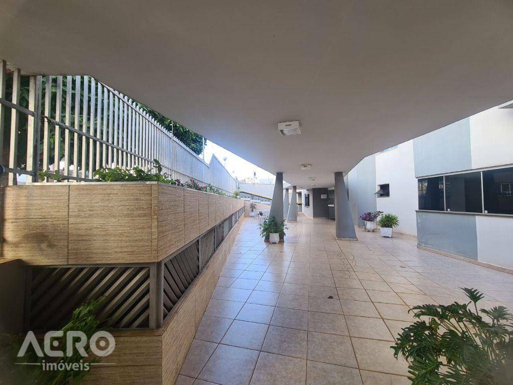 Apartamento à venda com 3 quartos, 82m² - Foto 23