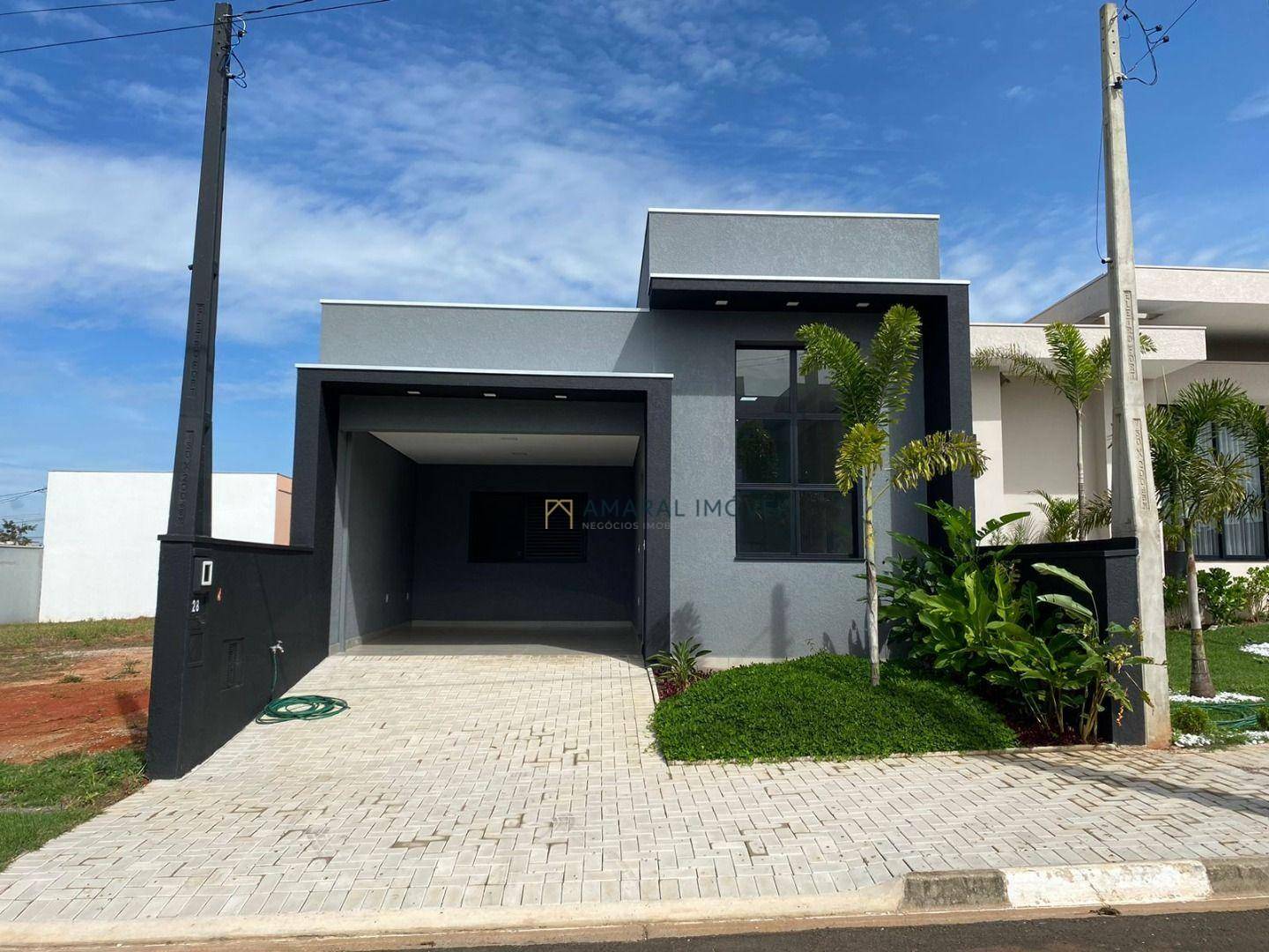 Casa de Condomínio à venda com 2 quartos, 131m² - Foto 1