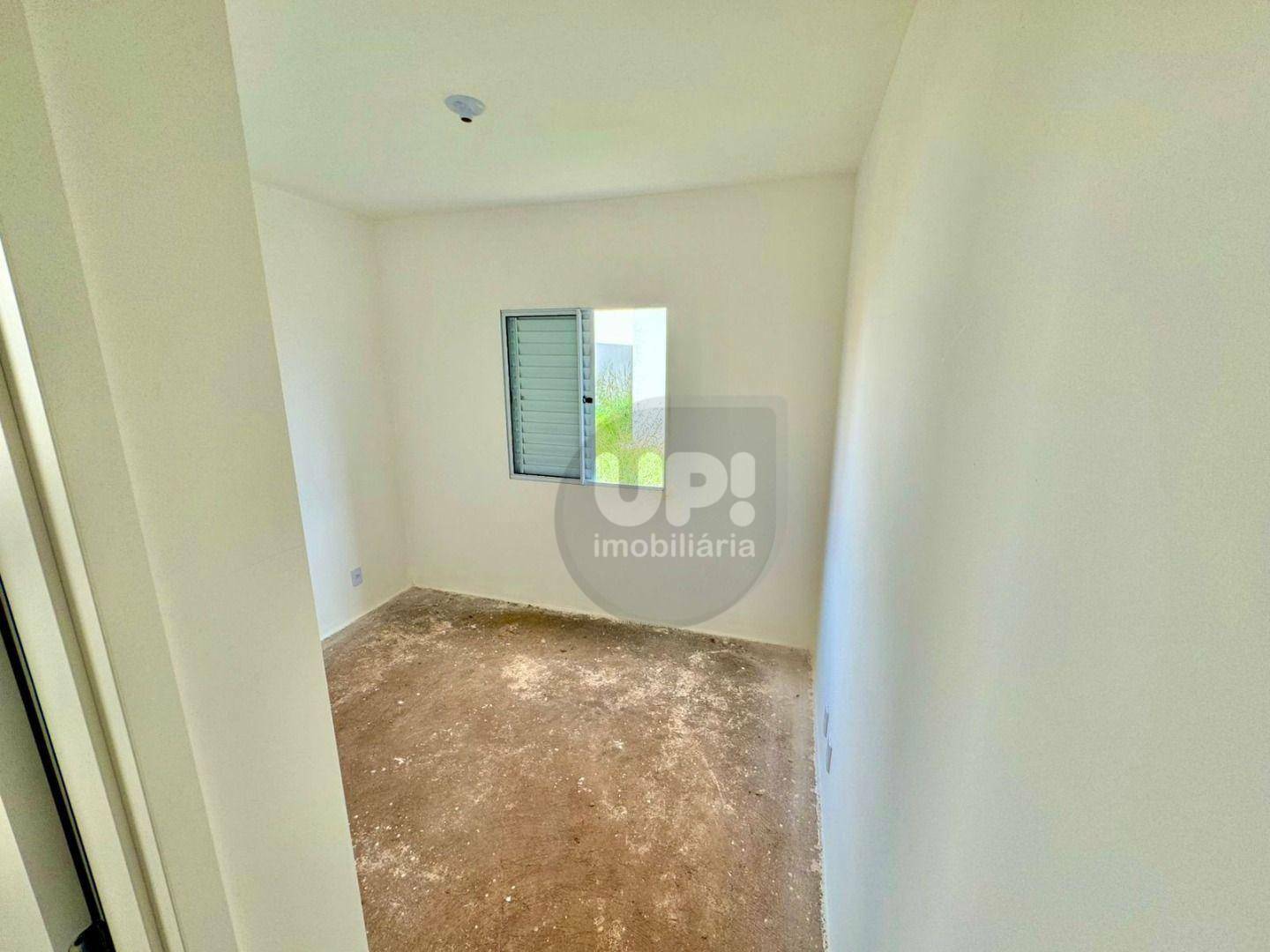 Casa à venda com 3 quartos, 67m² - Foto 7