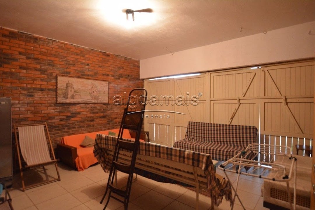 Casa à venda com 4 quartos, 190m² - Foto 14