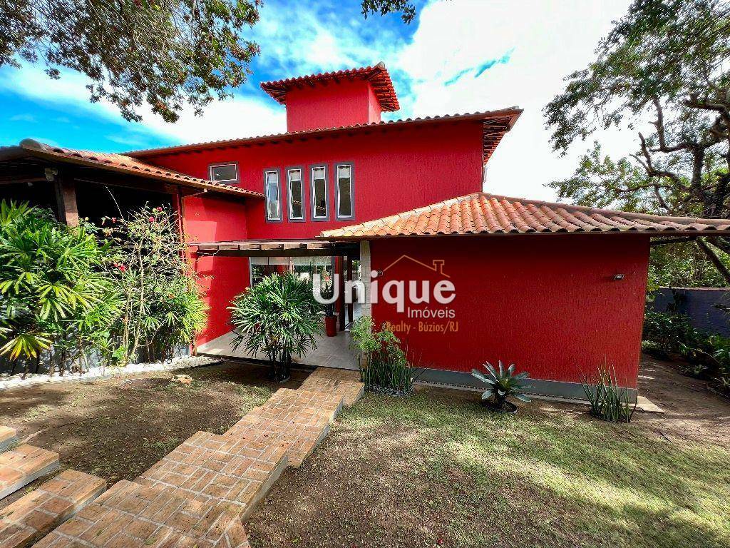 Casa à venda com 4 quartos, 356m² - Foto 1