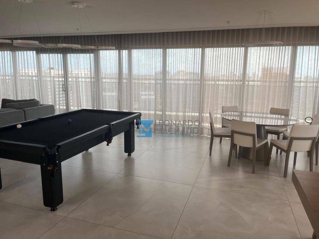 Apartamento à venda com 4 quartos, 220m² - Foto 9