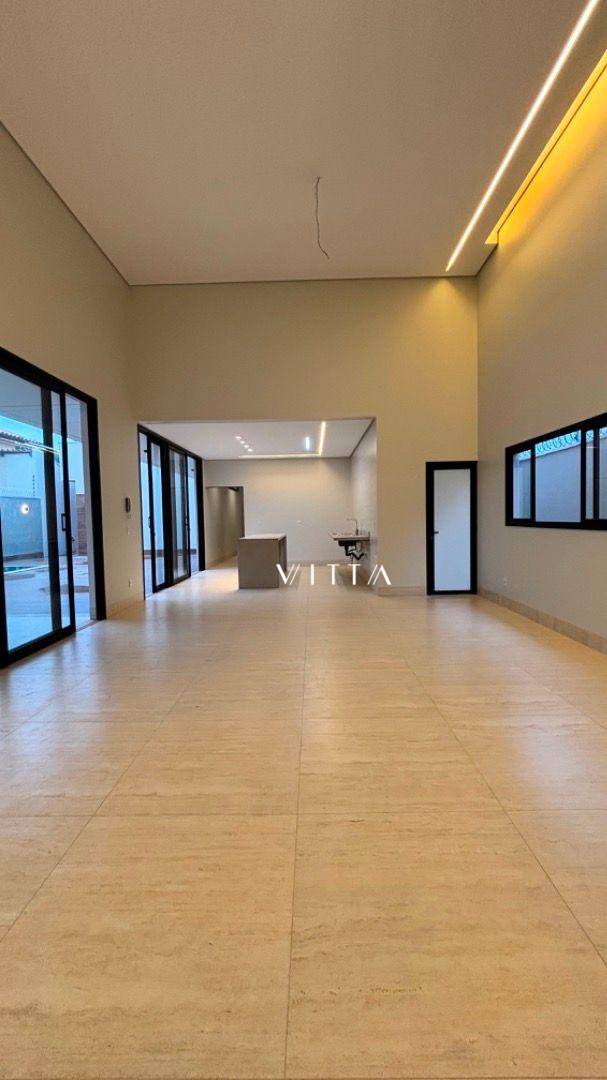 Casa, 3 quartos, 242 m² - Foto 4