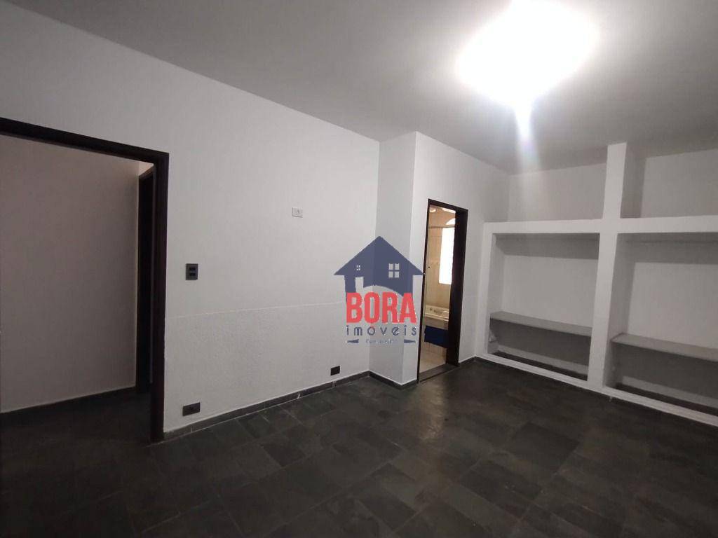 Casa para alugar com 3 quartos, 280m² - Foto 18