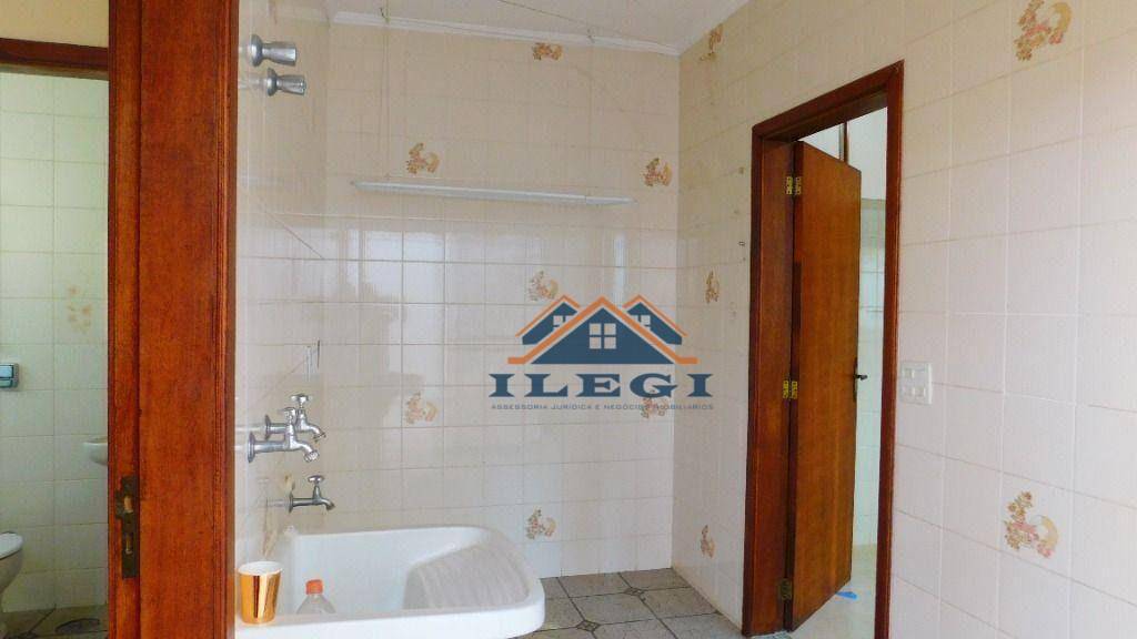 Casa de Condomínio à venda e aluguel com 3 quartos, 800M2 - Foto 18