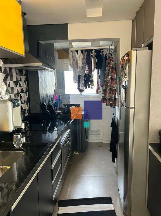 Apartamento à venda com 2 quartos, 77m² - Foto 4