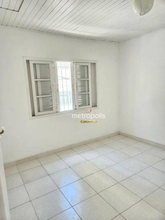 Casa à venda com 2 quartos, 60m² - Foto 4