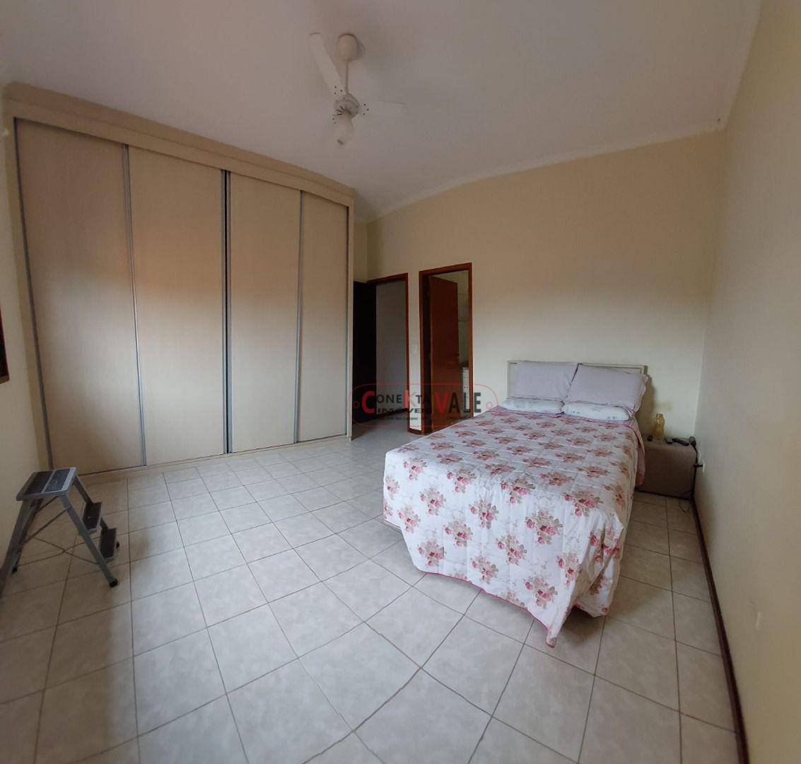 Sobrado à venda com 3 quartos, 196m² - Foto 13