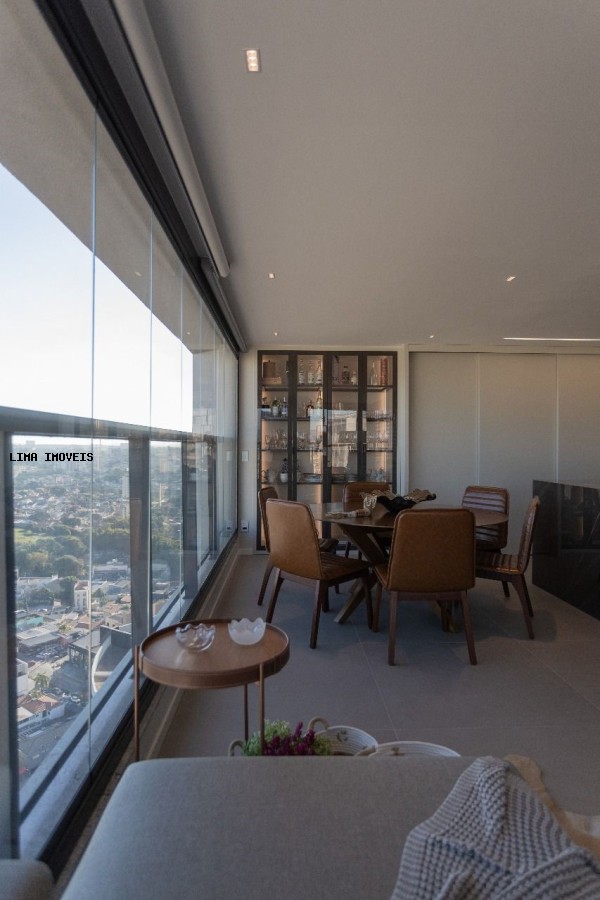 Apartamento à venda com 3 quartos, 151m² - Foto 13