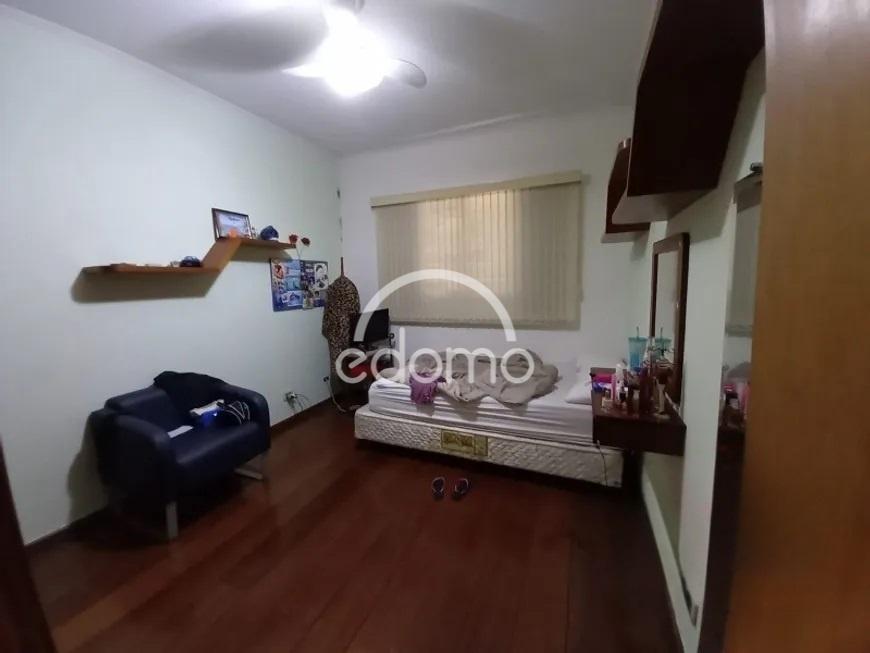 Casa para alugar com 5 quartos, 188m² - Foto 23