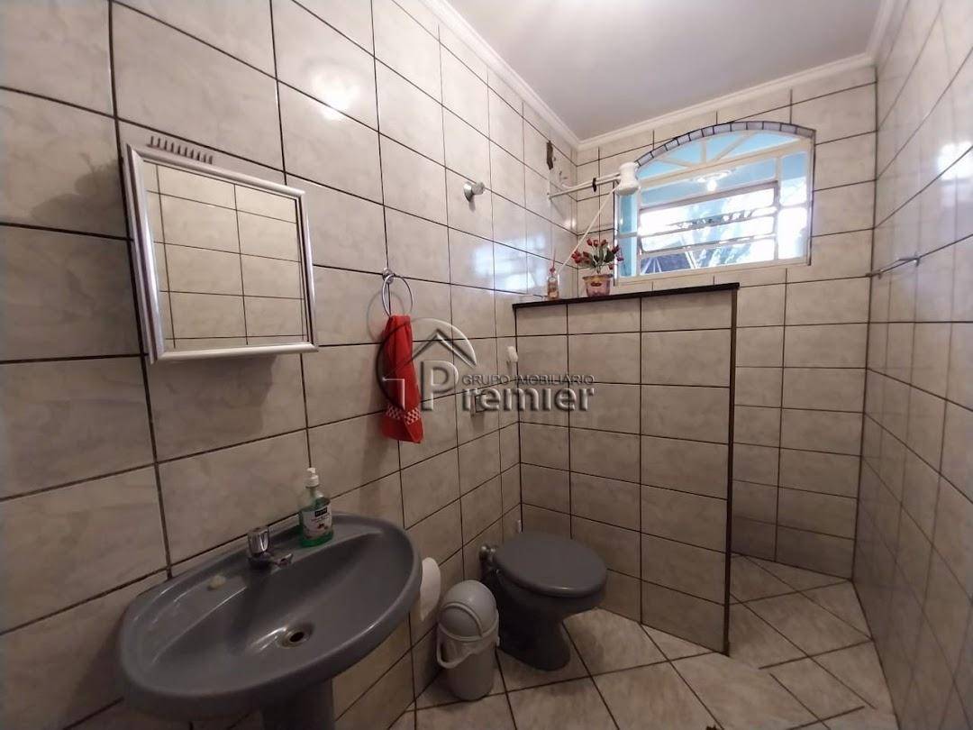 Casa à venda com 3 quartos, 250m² - Foto 14