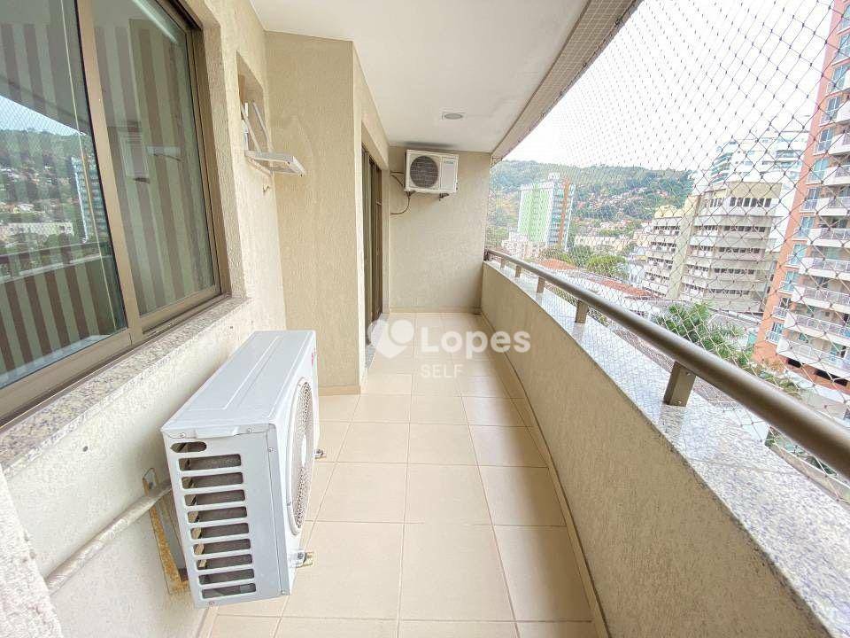 Apartamento à venda com 3 quartos, 96m² - Foto 1