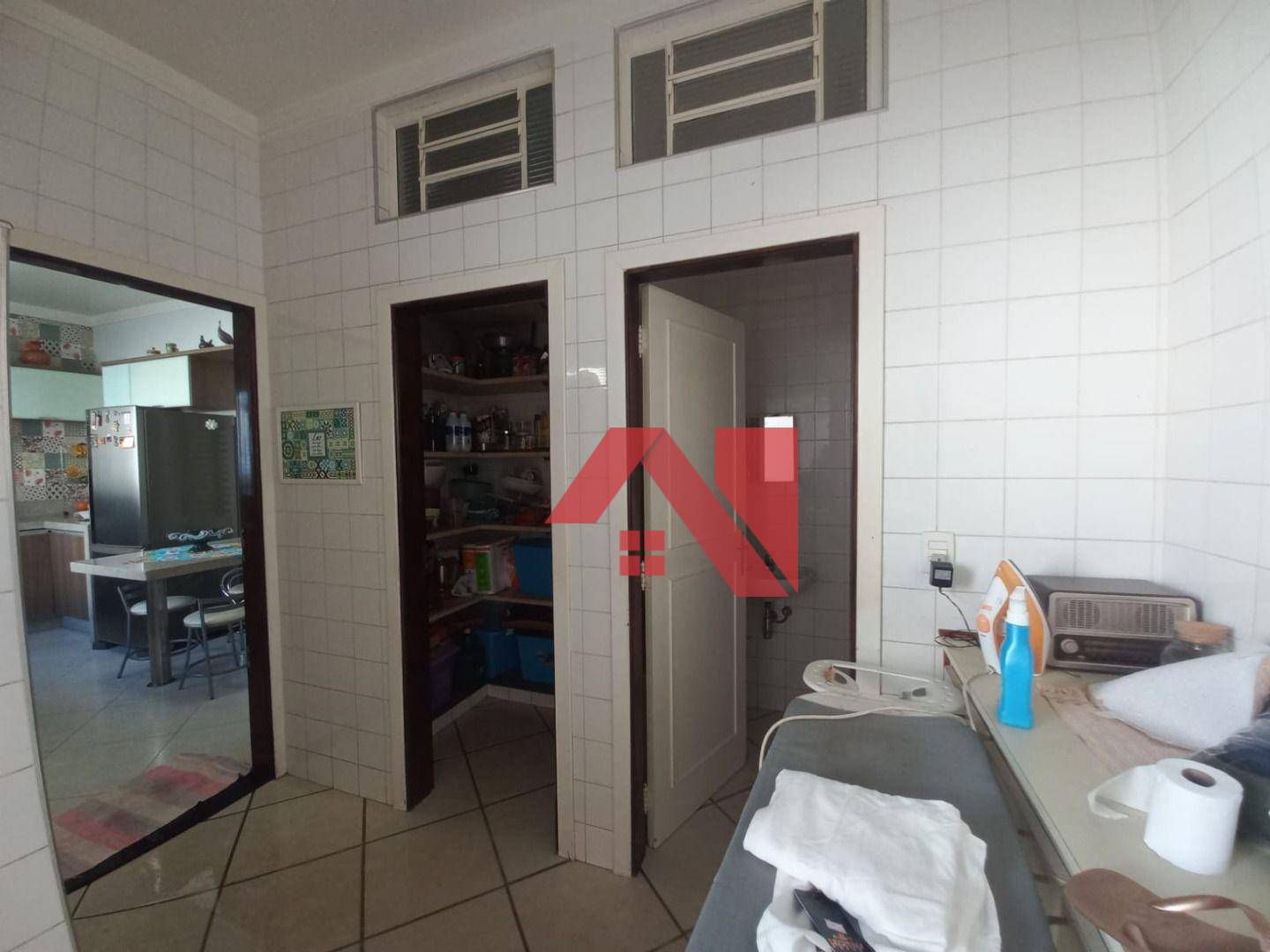 Casa à venda com 3 quartos, 500m² - Foto 11