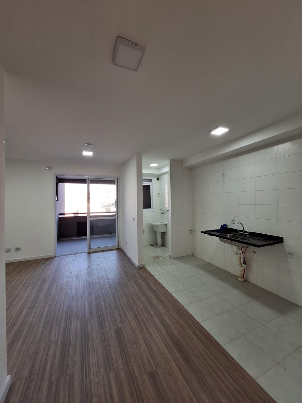 Apartamento à venda com 3 quartos, 82m² - Foto 4