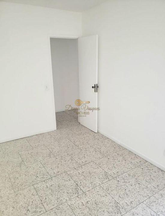 Apartamento à venda com 2 quartos, 67m² - Foto 7