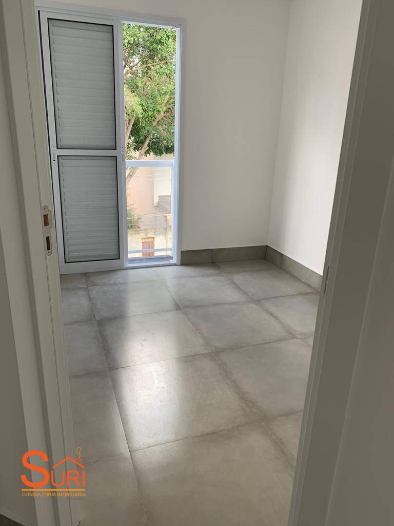 Cobertura à venda com 2 quartos, 70m² - Foto 2